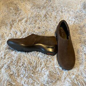 Cole Haan Suede and Leather Loafer Size 9 Brown